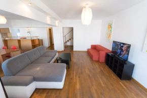 Отель Unirea Duplex Apartment  Бухарест